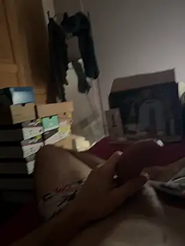 Snapshot of byakkotorra chatting on March 11, 7:15 am byakkotorra online show from March 11, 7:15 am