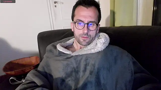 Snapshot of byakkotorra chatting on March 11, 8:42 pm byakkotorra online show from March 11, 8:42 pm