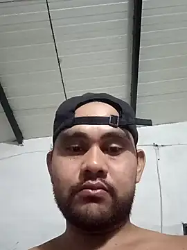 travieso2893 online show from September 24, 3:43 am