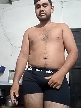 travieso2893 online show from November 14, 6:45 am