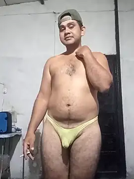 travieso2893 online show from May 3, 3:45 am