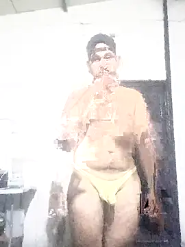 Snapshot of travieso2893 chatting on June 15, 2:36 am travieso2893 online show from June 15, 2:36 am