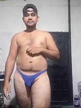 Snapshot of travieso2893 chatting on July 1, 2:57 am travieso2893 online show from July 1, 2:57 am