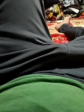 Naresh00766 online show from October 27, 1:04 pm