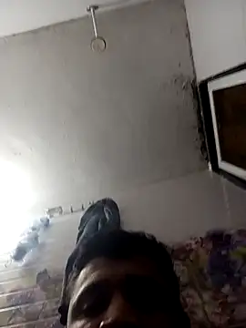 Snapshot of Naresh00766 chatting on December 18, 8:37 pm Naresh00766 online show from December 18, 8:37 pm