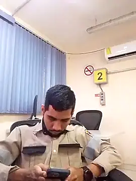 EnriquePersian197 online show from January 30, 1:53 pm