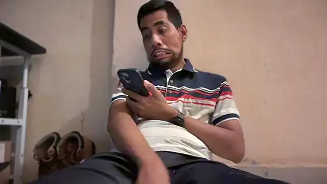 EnriquePersian197 online show from February 4, 8:17 pm