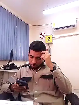 EnriquePersian197 online show from February 6, 2:26 pm