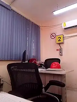 EnriquePersian197 online show from February 13, 7:21 pm