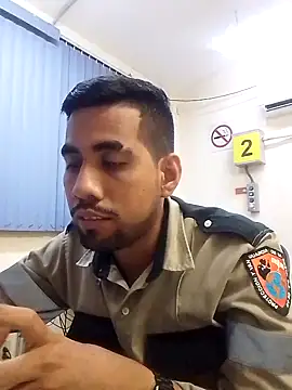 EnriquePersian197 online show from February 15, 1:10 am