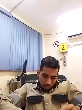 EnriquePersian197 online show from February 19, 4:23 am