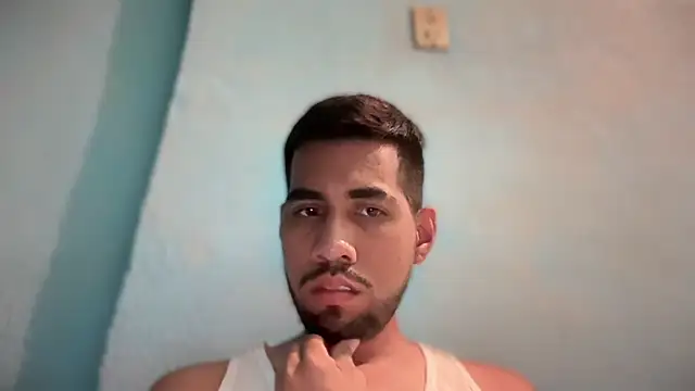 EnriquePersian197 online show from February 19, 11:46 pm