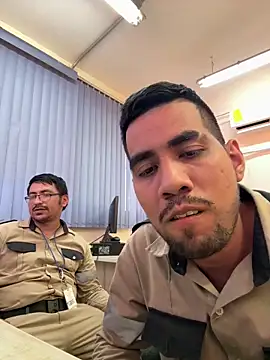 EnriquePersian197 online show from March 10, 10:13 pm