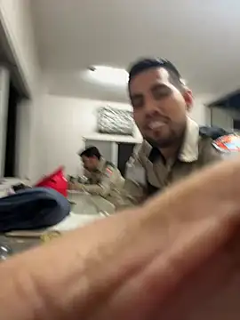 EnriquePersian197 online show from March 12, 1:36 am