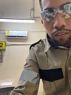 EnriquePersian197 online show from September 23, 1:30 am