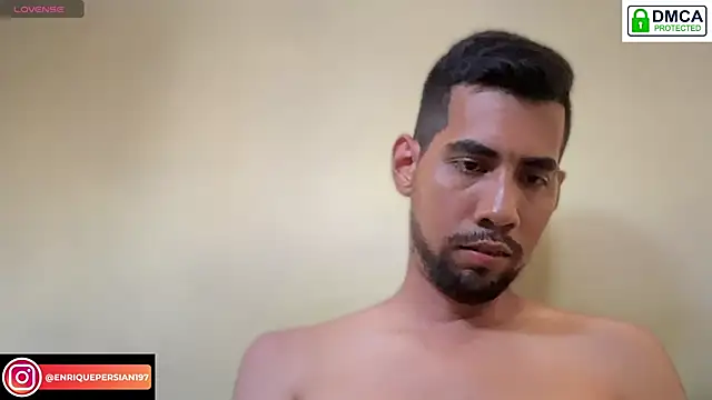 Snapshot of EnriquePersian197 chatting on May 31, 9:16 pm EnriquePersian197 online show from May 31, 9:16 pm