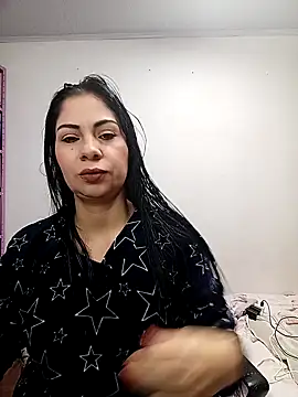 saralunabella online show from October 19, 7:25 pm