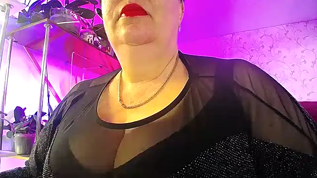  Sweet Woman online show from February 2, 6:12 am