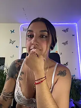 Lia-mitch online show from March 13, 7:09 pm