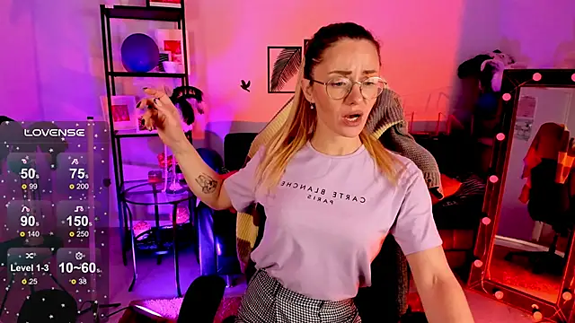 LadyIzabel online show from December 28, 5:55 am