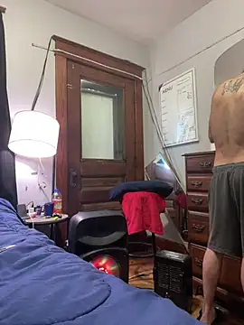 Snapshot of freakyPR chatting on January 27, 2:46 pm freakyPR online show from January 27, 2:46 pm