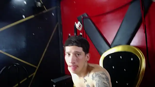 Snapshot of alexa_n_alex chatting on January 24, 9:47 pm alexa n alex online show from January 24, 9:47 pm