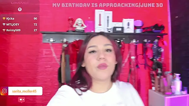 Snapshot of sarita_moller chatting on June 25, 5:12 am sarita moller online show from June 25, 5:12 am