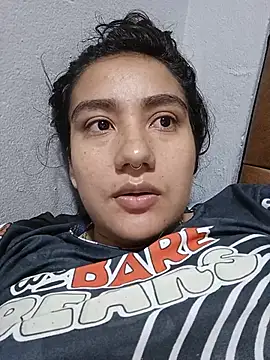 Snapshot of Hellen_Alex chatting on June 20, 1:58 pm Hellen Alex online show from June 20, 1:58 pm