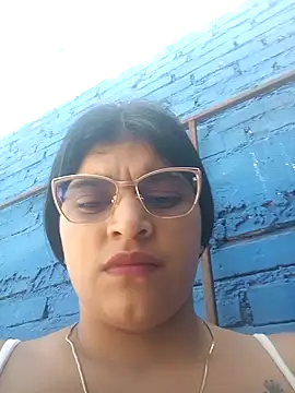 naughty-girl01 online show from February 5, 10:08 am