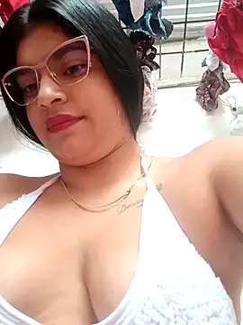 naughty-girl01 online show from February 6, 1:10 pm