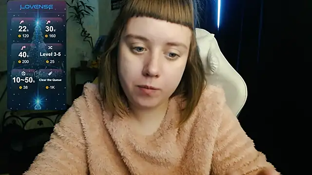 Snapshot of June_shy0 chatting on December 13, 7:58 am June shy0 online show from December 13, 7:58 am