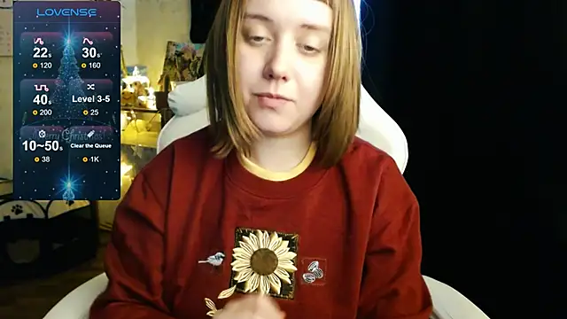 Snapshot of June_shy0 chatting on December 19, 11:18 am June shy0 online show from December 19, 11:18 am