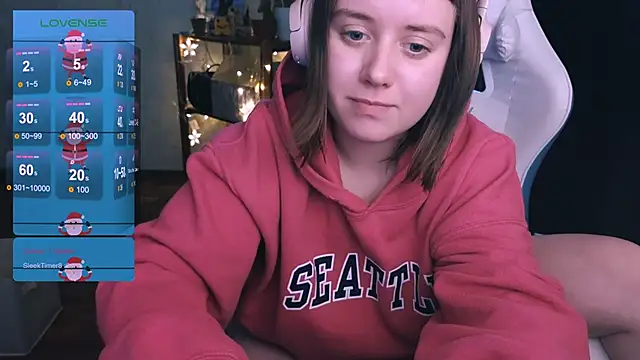 Snapshot of June_shy0 chatting on December 27, 11:06 am June shy0 online show from December 27, 11:06 am