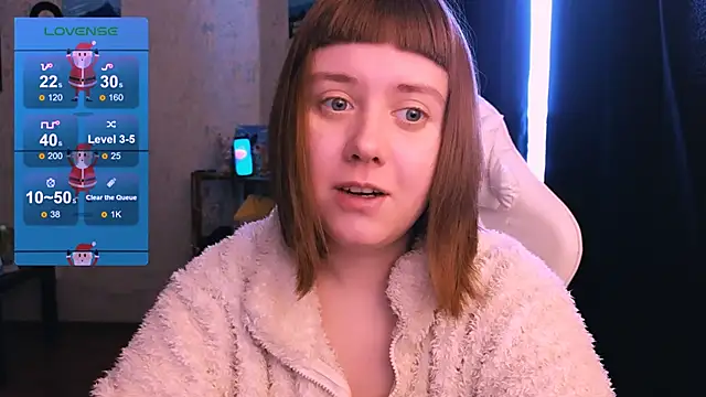 Snapshot of June_shy0 chatting on January 5, 9:05 am June shy0 online show from January 5, 9:05 am