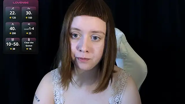 Snapshot of June_shy0 chatting on February 27, 7:01 am June shy0 online show from February 27, 7:01 am