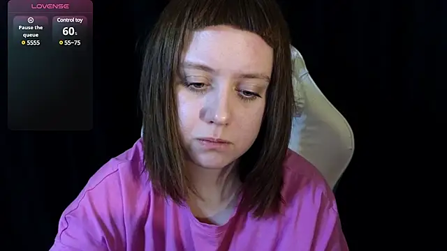 Snapshot of June_shy0 chatting on February 28, 7:26 am June shy0 online show from February 28, 7:26 am