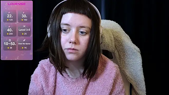 Snapshot of June_shy0 chatting on March 12, 8:19 am June shy0 online show from March 12, 8:19 am