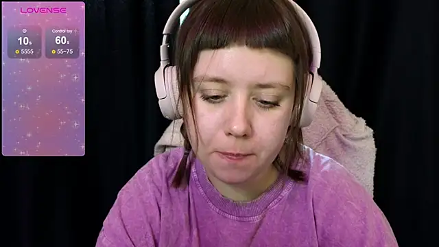 Snapshot of June_shy0 chatting on March 20, 11:05 am June shy0 online show from March 20, 11:05 am