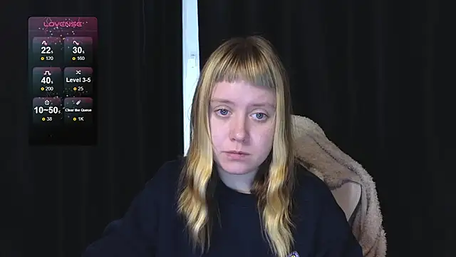 Snapshot of June_shy0 chatting on November 16, 8:09 am June shy0 online show from November 16, 8:09 am