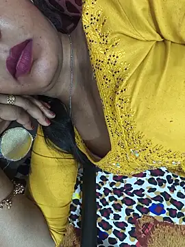 Snapshot of Sharmila-Singh chatting on May 14, 9:10 pm Sharmila-Singh online show from May 14, 9:10 pm