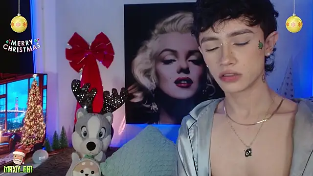 maxiy 001 online show from December 4, 7:50 am