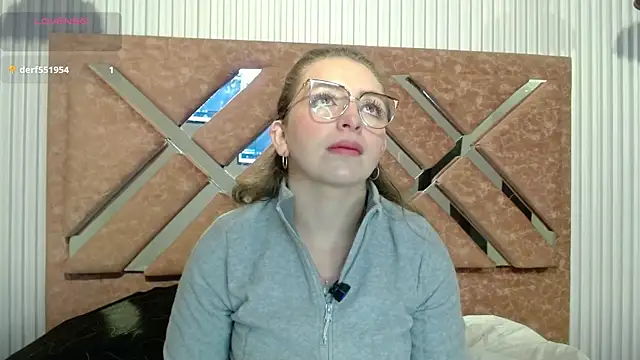 Snapshot of _isaabellaa chatting on May 31, 11:17 am isaabellaa online show from May 31, 11:17 am