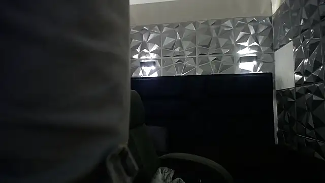 Snapshot of _isaabellaa chatting on June 25, 2:43 pm isaabellaa online show from June 25, 2:43 pm
