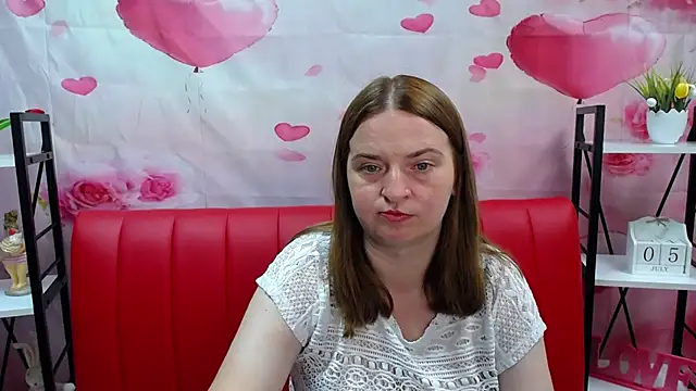 Snapshot of FreyaDak chatting on July 5, 5:09 pm FreyaDak online show from July 5, 5:09 pm