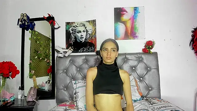 YUKIODAVIS online show from November 11, 1:22 pm