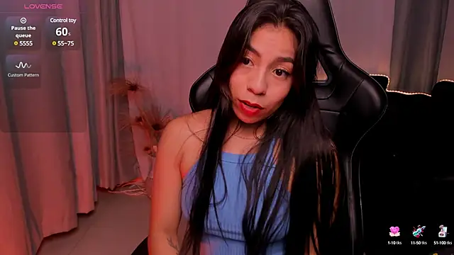 Snapshot of Mia_Gothzx chatting on January 16, 1:14 pm Mia Gothzx online show from January 16, 1:14 pm