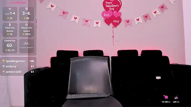 Snapshot of Mia_Gothzx chatting on February 2, 4:00 pm Mia Gothzx online show from February 2, 4:00 pm