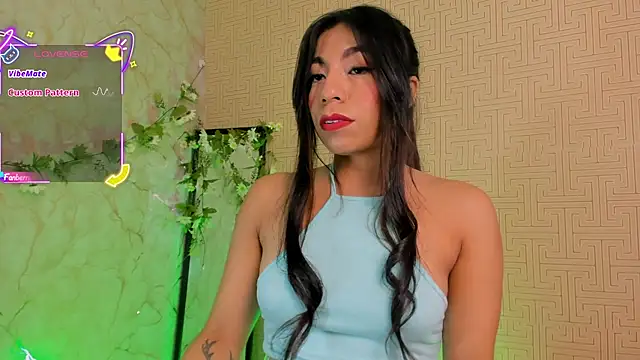 Snapshot of Mia_Gothzx chatting on September 25, 11:47 am Mia Gothzx online show from September 25, 11:47 am
