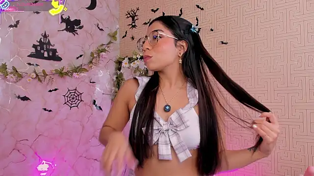 Snapshot of Mia_Gothzx chatting on October 15, 3:23 pm Mia Gothzx online show from October 15, 3:23 pm