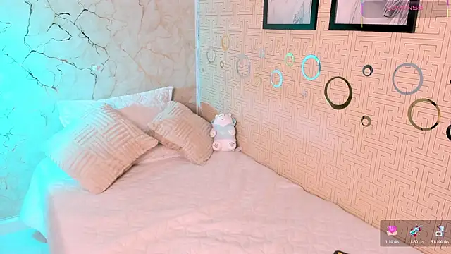 Snapshot of Mia_Gothzx chatting on June 6, 1:16 pm Mia Gothzx online show from June 6, 1:16 pm